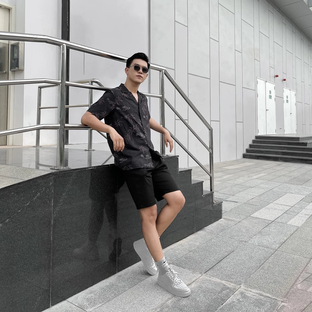 Men's Black Tropical Palm Print Shirt